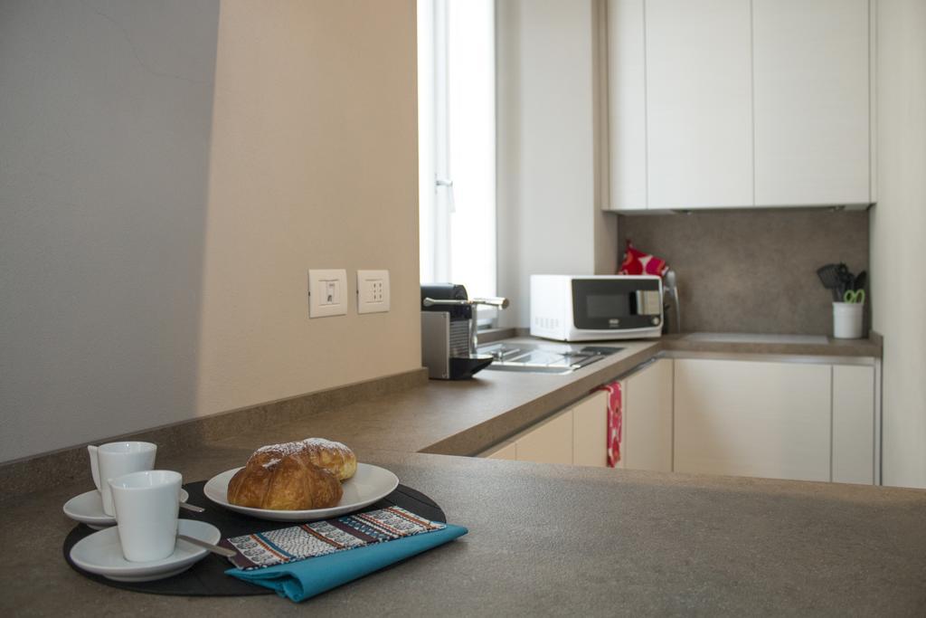Cavour 51 Apartment Lecco Luaran gambar