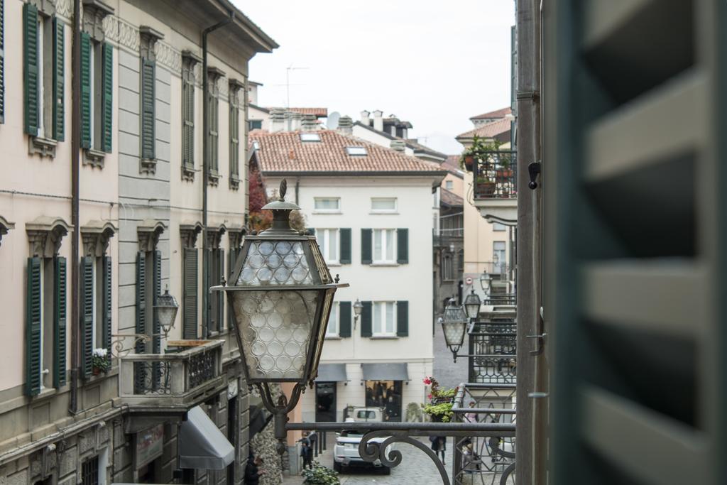 Cavour 51 Apartment Lecco Luaran gambar