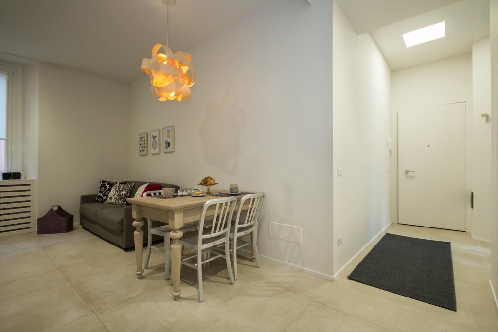 Cavour 51 Apartment Lecco Luaran gambar