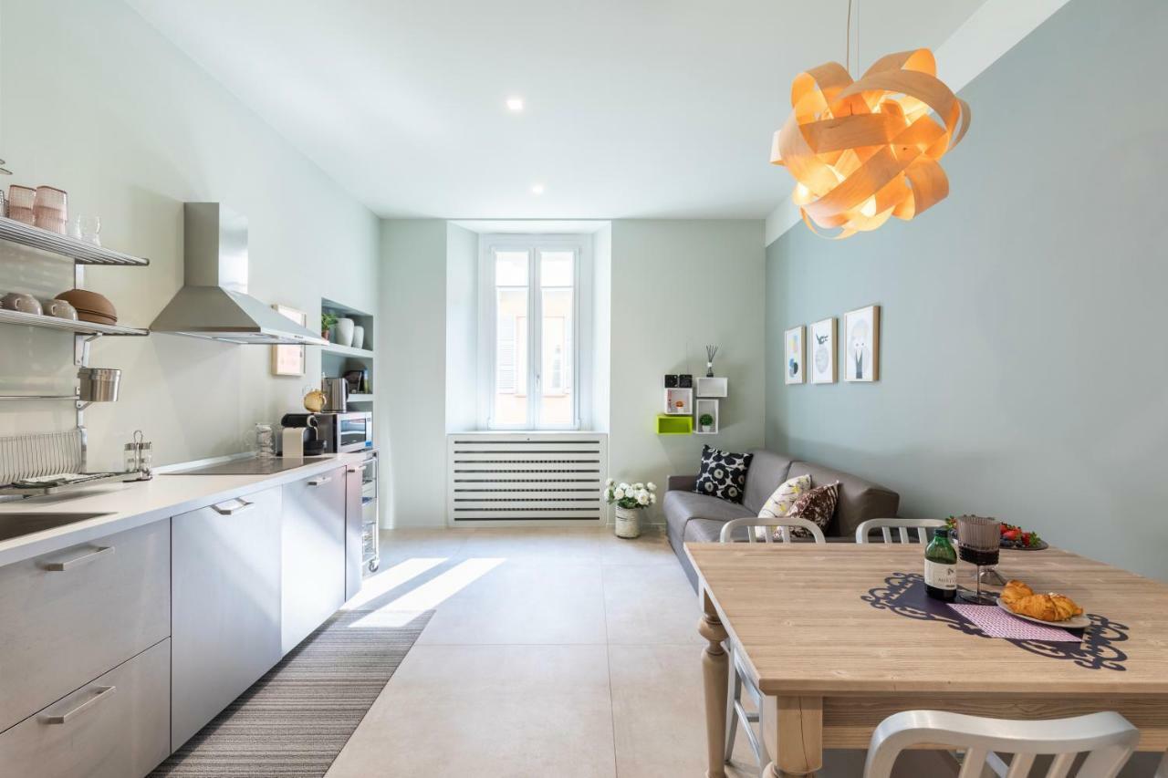 Cavour 51 Apartment Lecco Luaran gambar