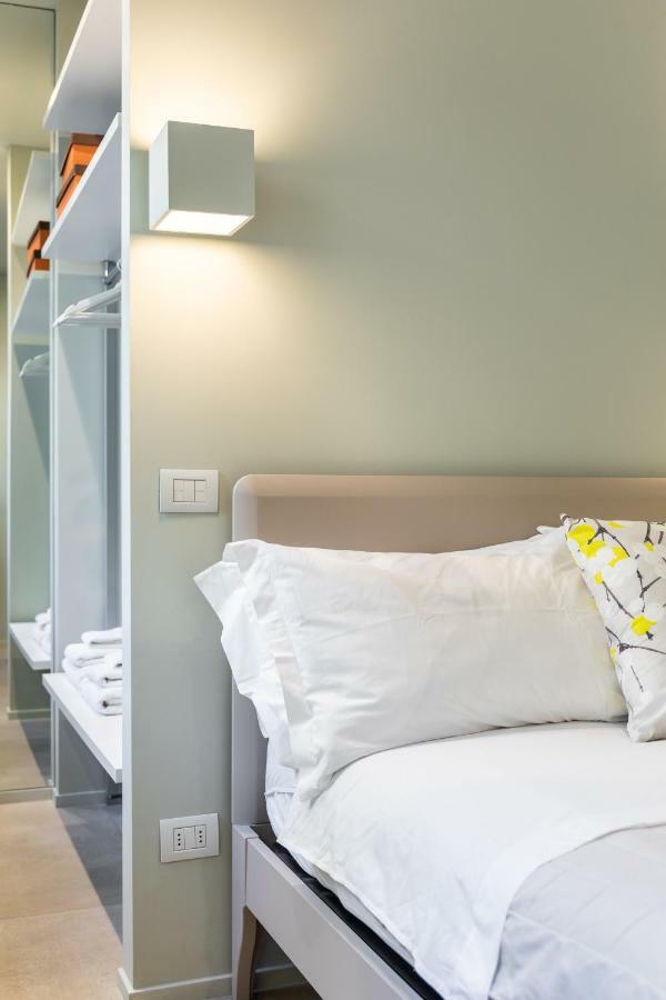 Cavour 51 Apartment Lecco Luaran gambar