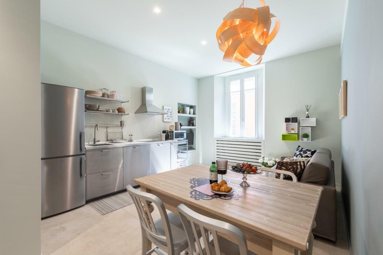 Cavour 51 Apartment Lecco Luaran gambar
